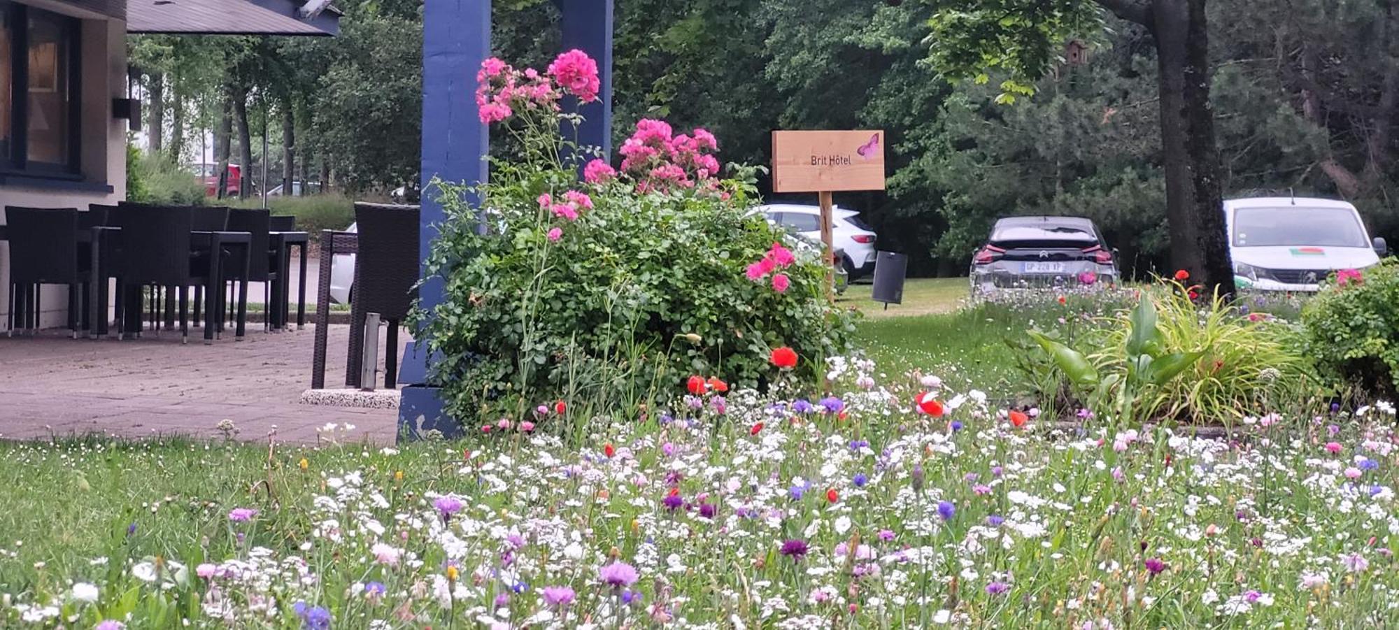 Kyriad Rouen Nord - Mont Saint Aignan 外观 照片