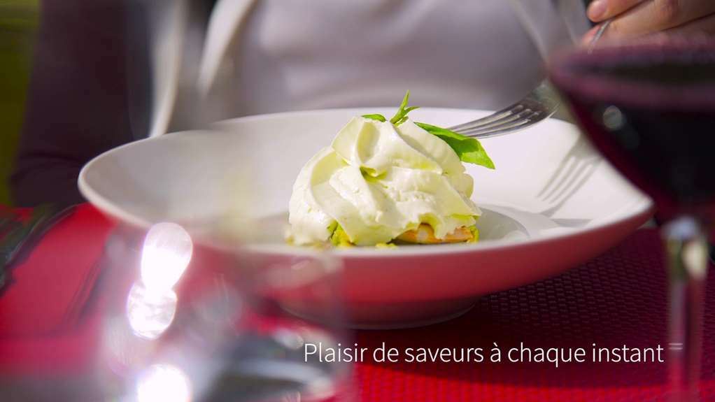 Kyriad Rouen Nord - Mont Saint Aignan 餐厅 照片